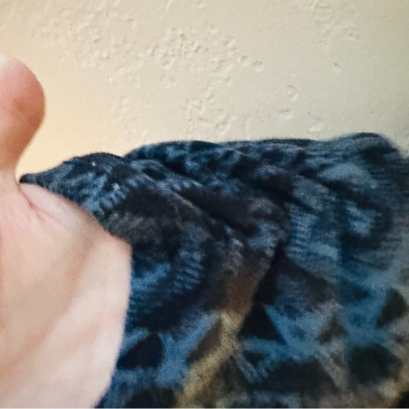 French Laundry, Tunic Top, Size Large, Blue Geometric Patterned - Picture 3 of 7